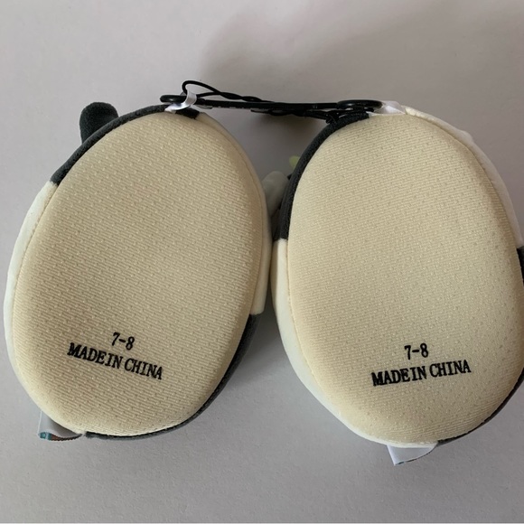 NWT. SQUISHMALLOWS Connor The Cow Slippers - Picture 7 of 7
